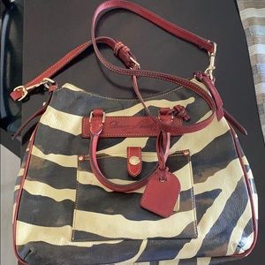 Dooney & Bourke purse